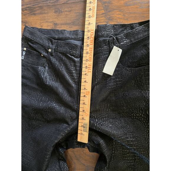 Vintage Guess Jeans Men 42 x 32 Black Embossed Crocodile Skin Pants Straight - Picture 12 of 14